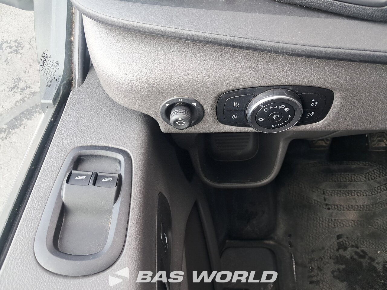 Other : Ford Transit 130pk Kylbil