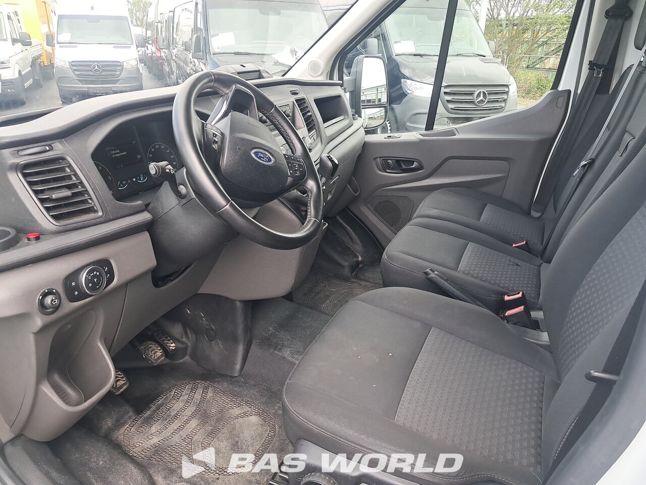 Other : Ford Transit 130pk Kylbil
