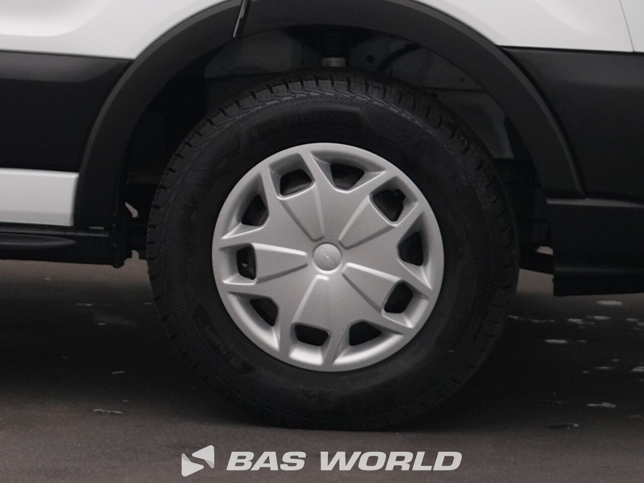Other : Ford Transit 130pk Lastbiler med lukket kasse