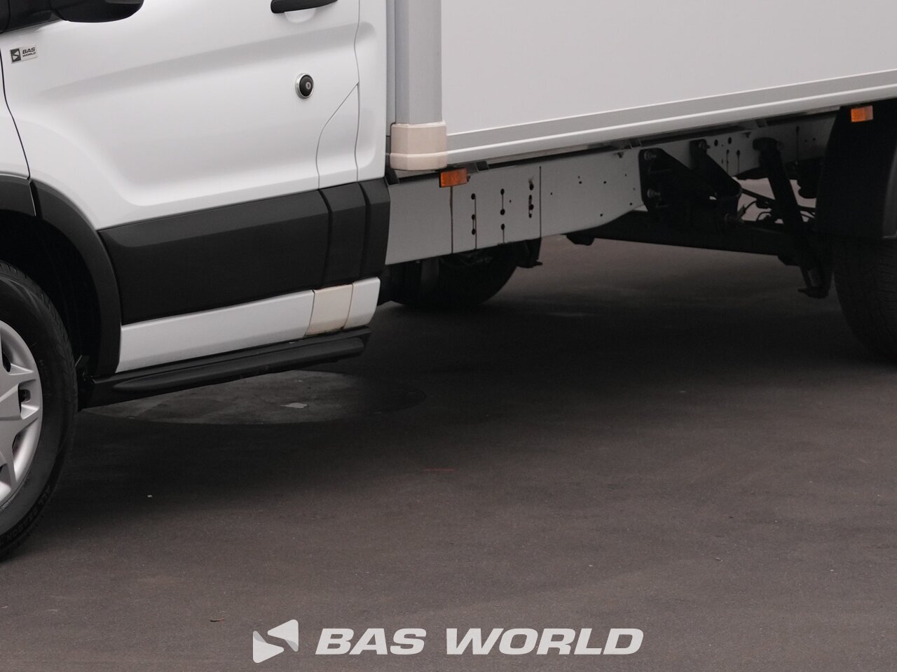 Other : Ford Transit 130pk Lastbiler med lukket kasse