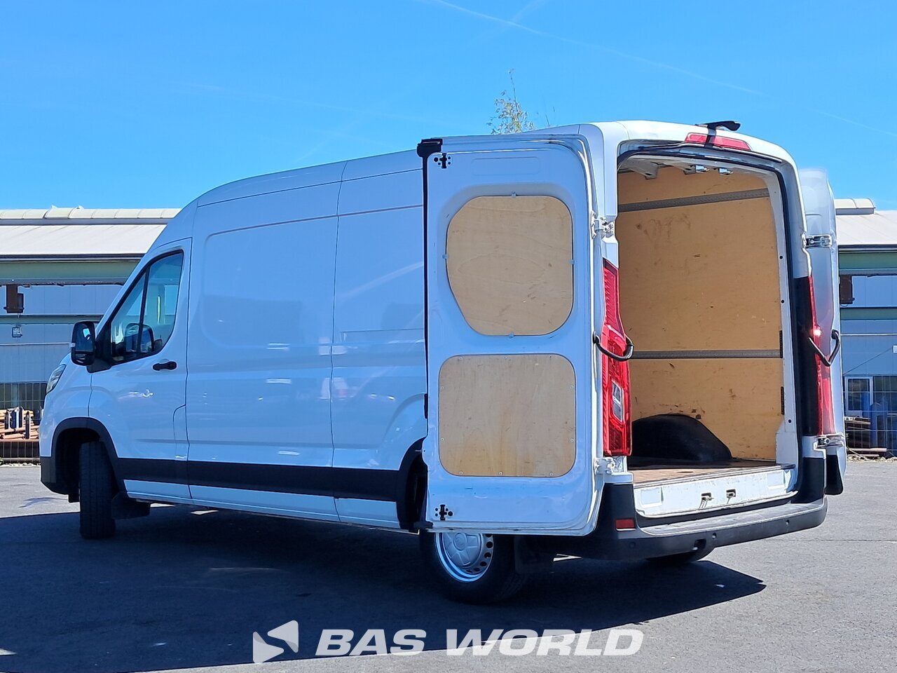 Other : Maxus Deliver 9 Furgão