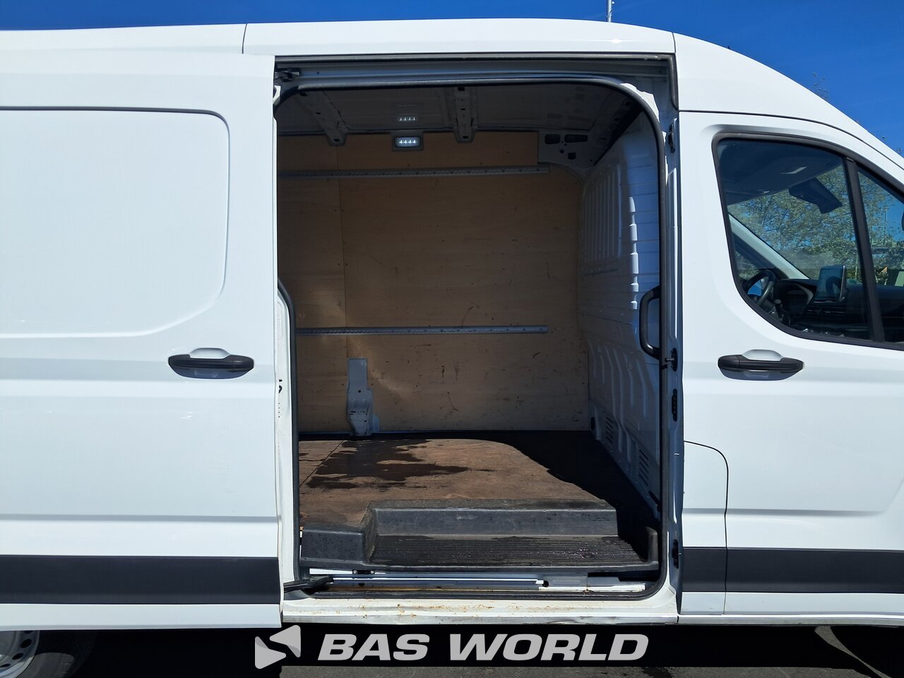 Other : Maxus Deliver 9 Furgão