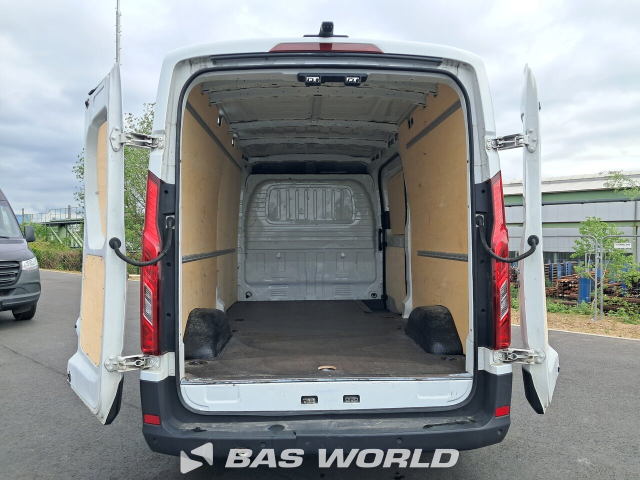 Other : Maxus Deliver 9 Lukket varevogn