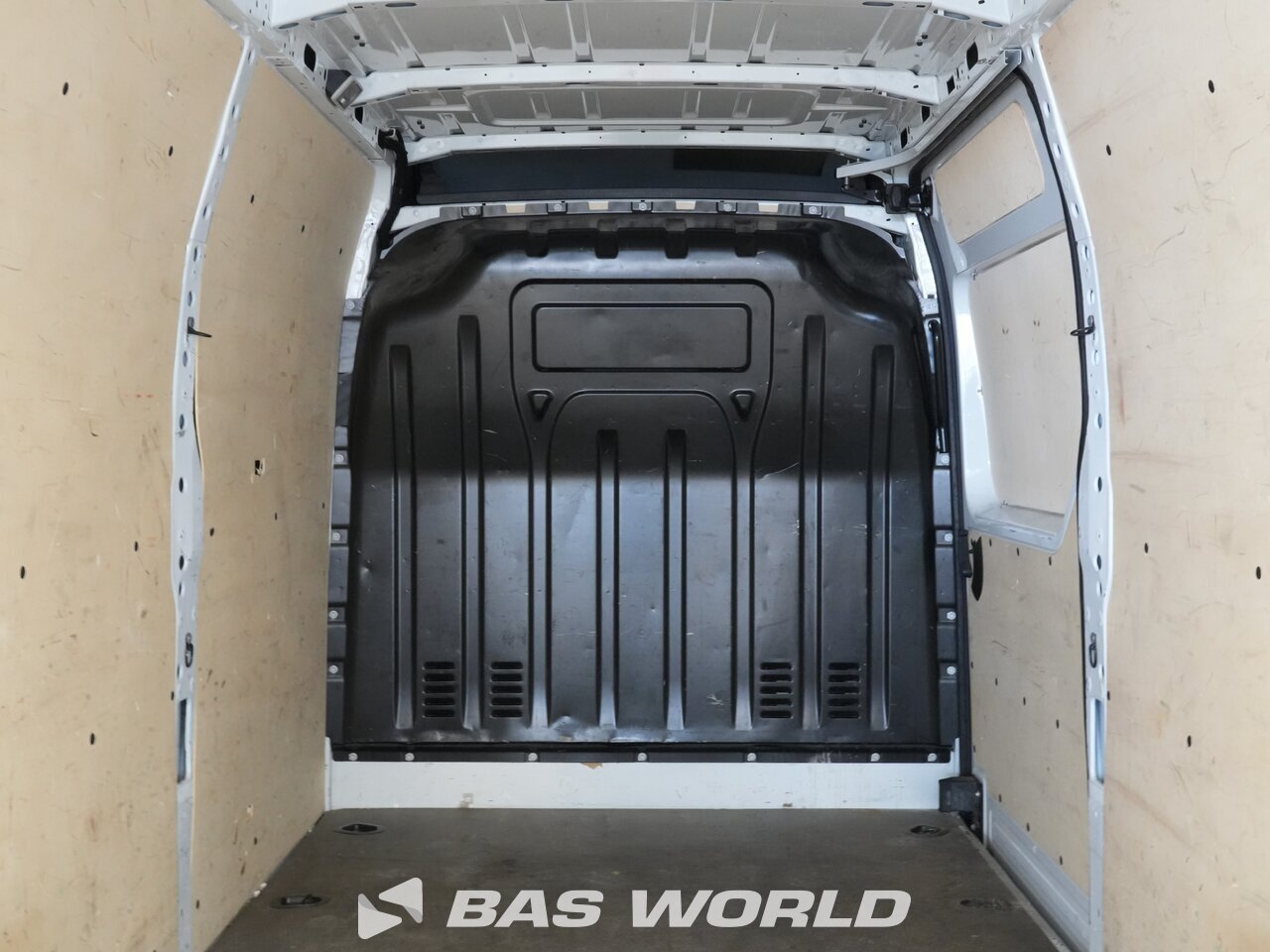Other : Renault Master 135PK Closed box van