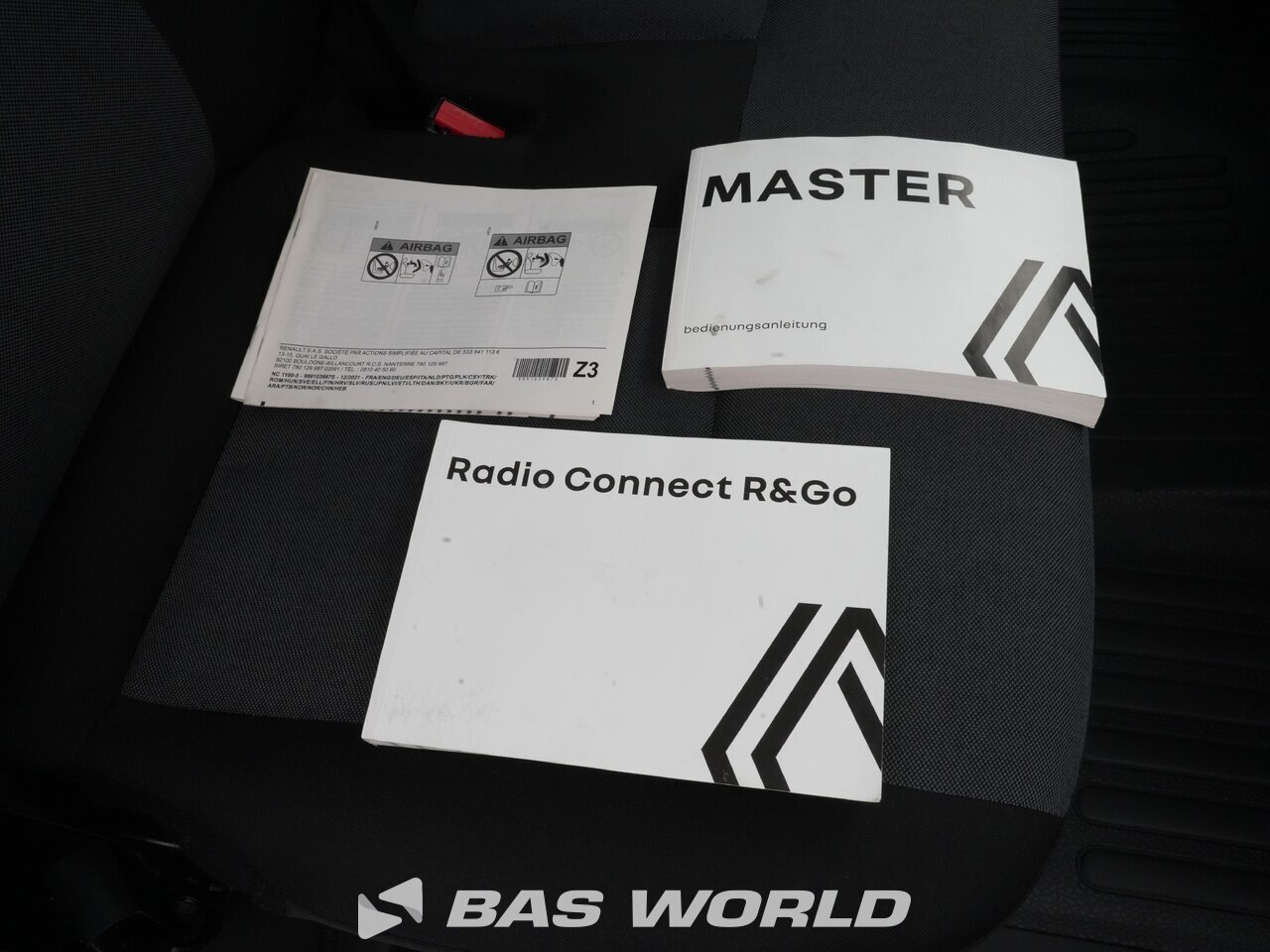Other : Renault Master 135PK Closed box van