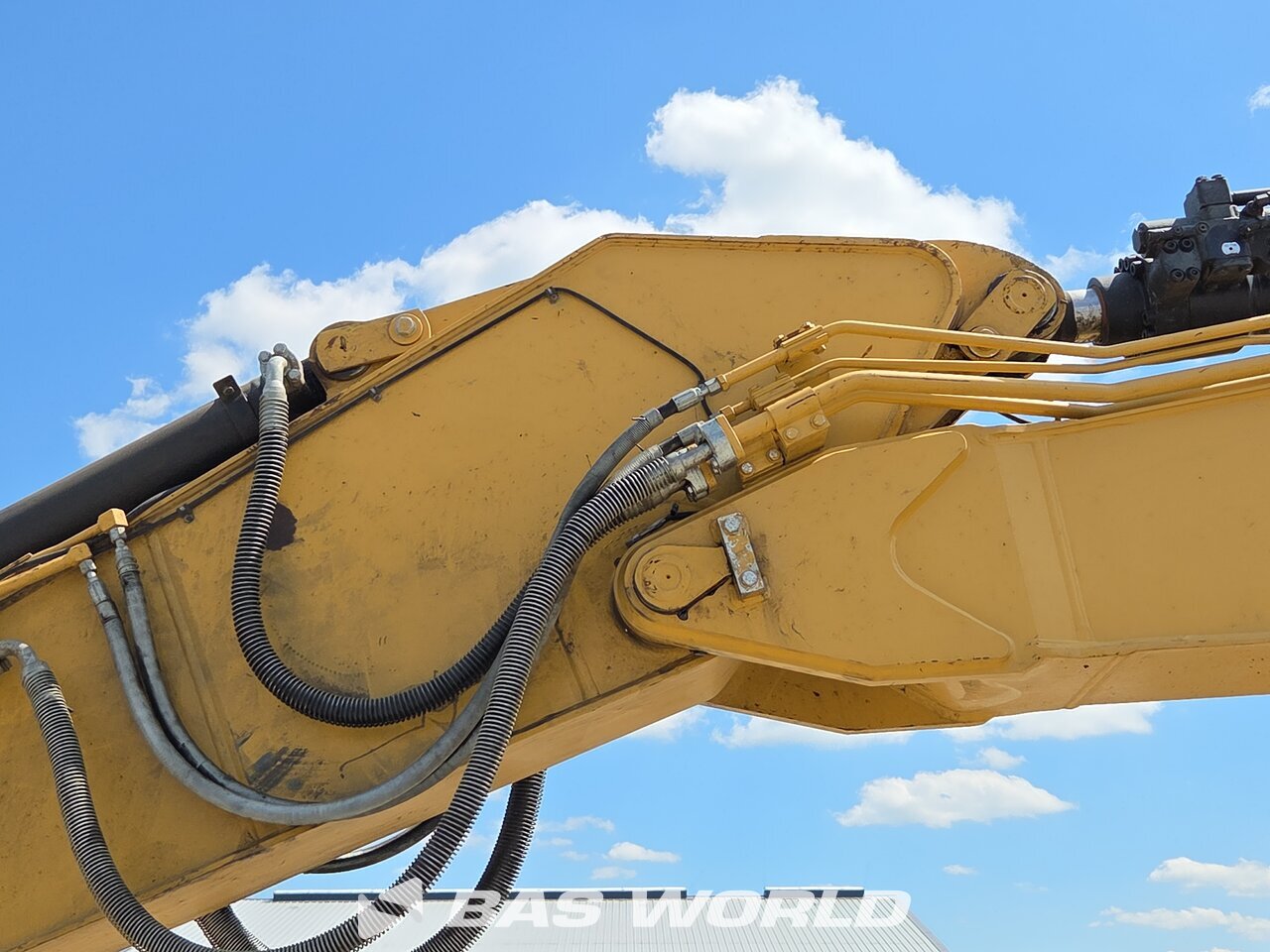 Other : Caterpillar 320 E L حفارة مجنزرة