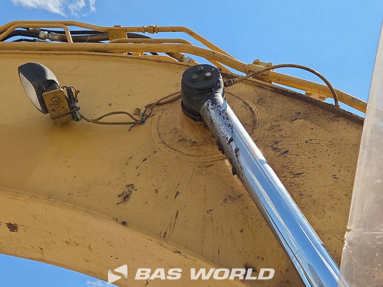 Other : Caterpillar 320 E L حفارة مجنزرة