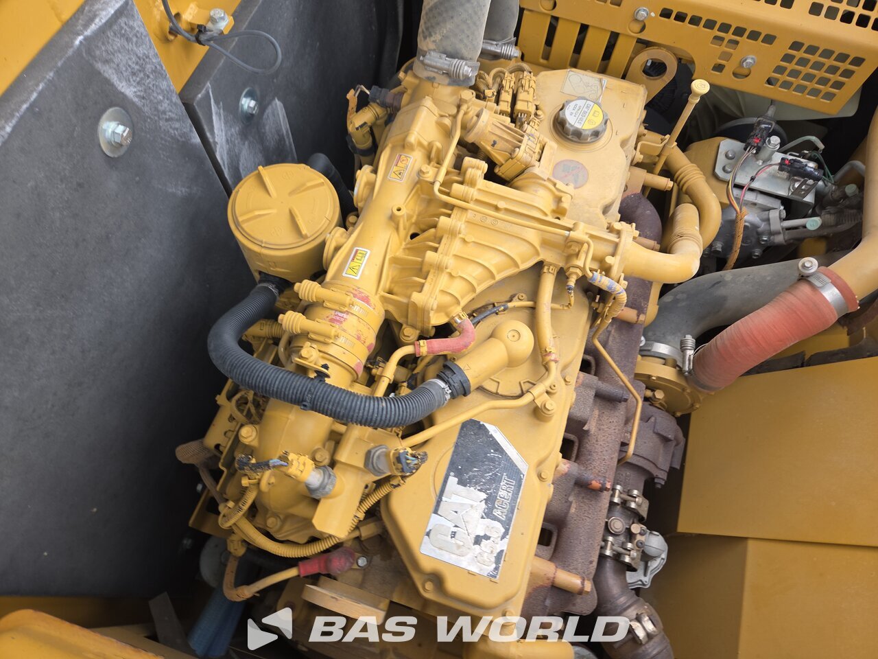Other : Caterpillar 320 E L حفارة مجنزرة