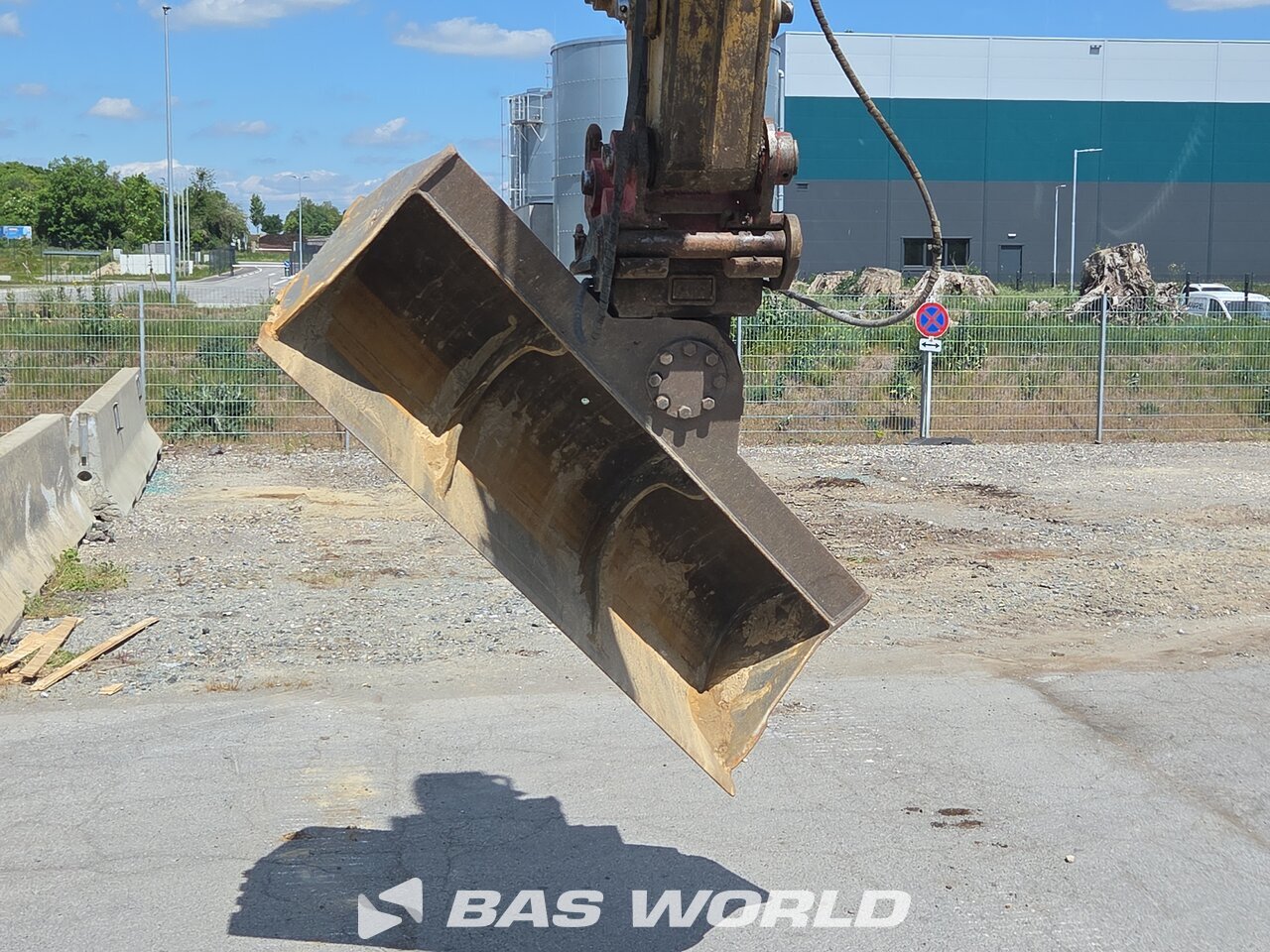 Other : Caterpillar 320 E L حفارة مجنزرة