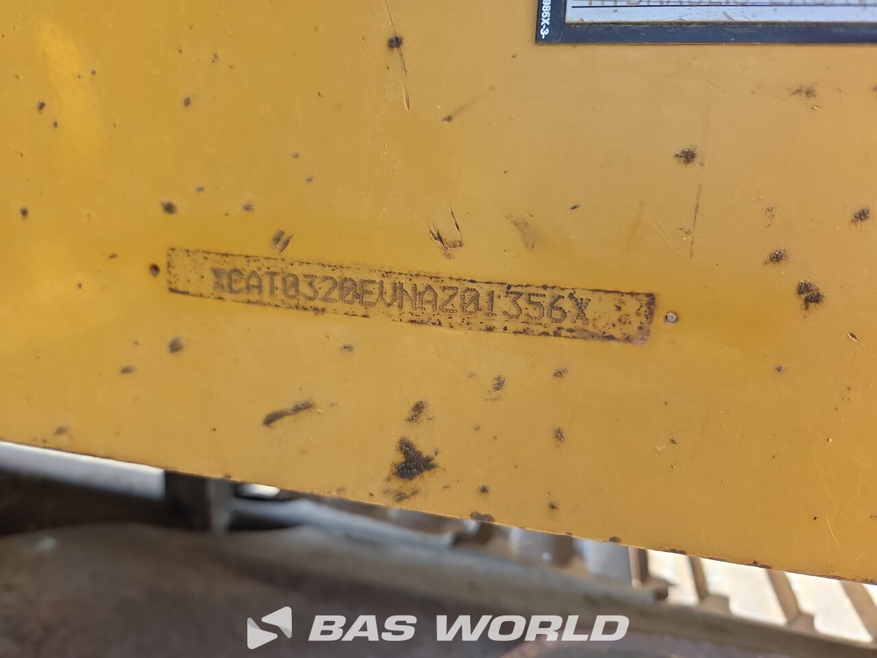 Other : Caterpillar 320 E L حفارة مجنزرة