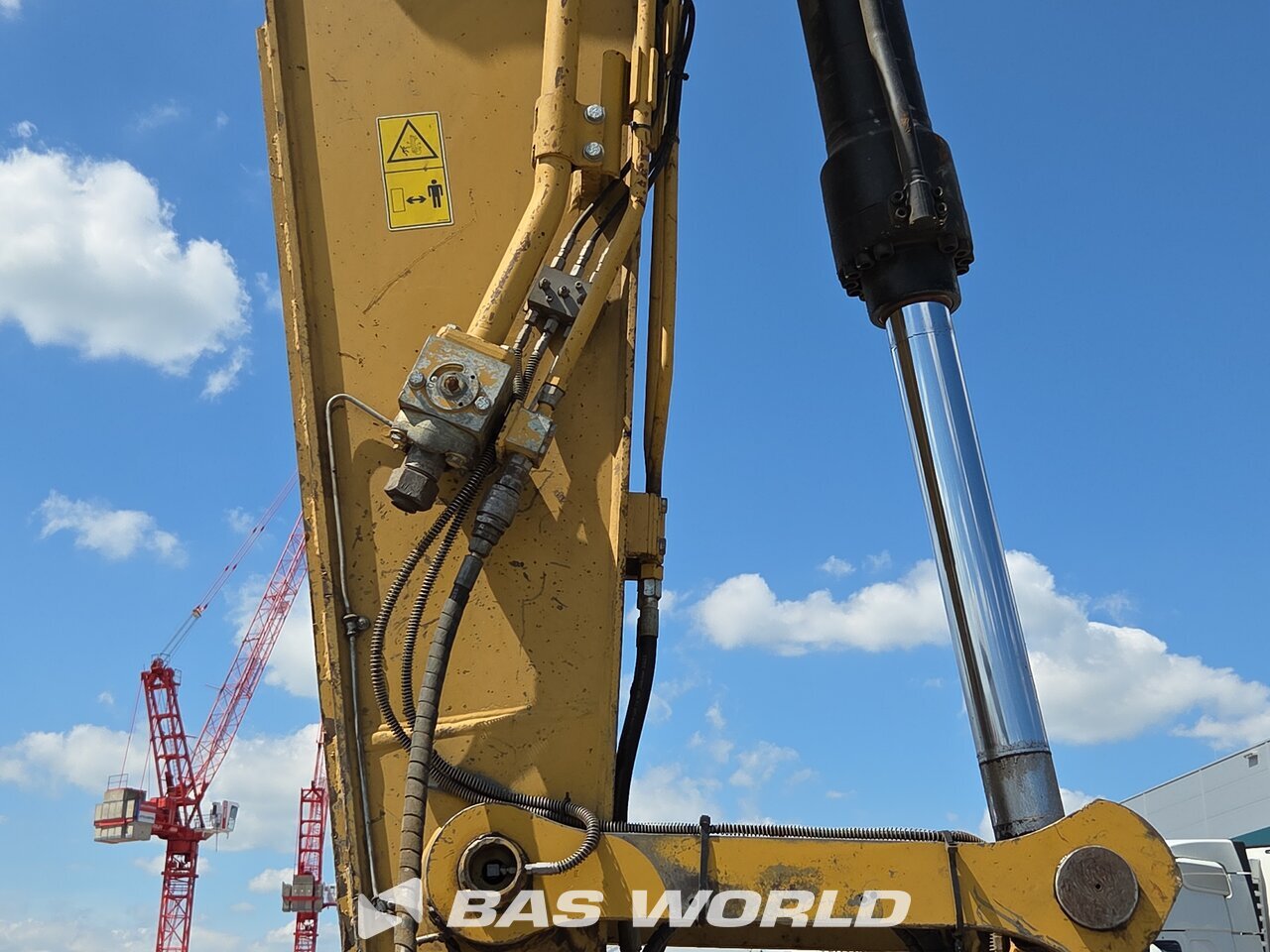 Other : Caterpillar 320 E L حفارة مجنزرة