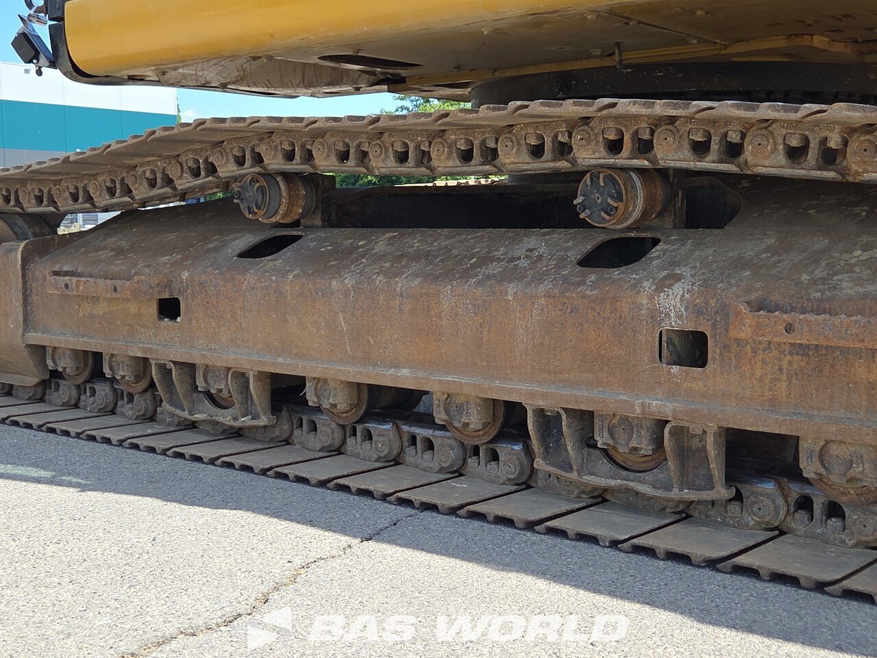 Other : Caterpillar 320 E L حفارة مجنزرة
