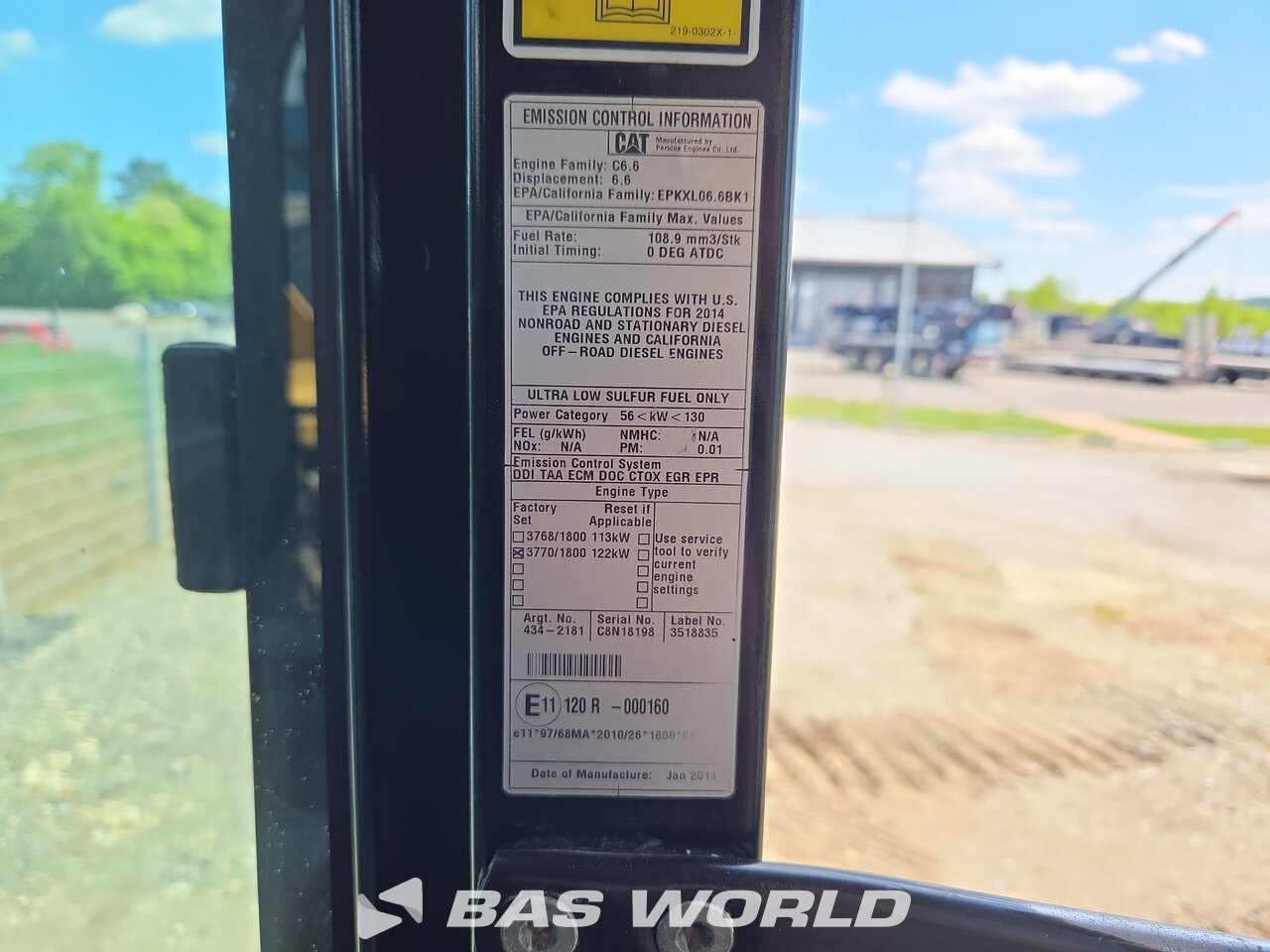 Other : Caterpillar 320 E L حفارة مجنزرة