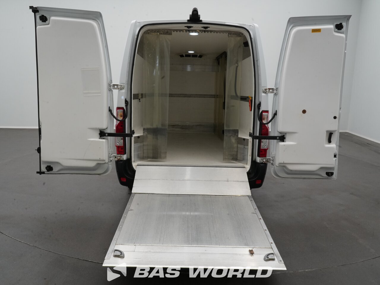 Other : Opel Movano 140PK Furgón frigorífico cerrado