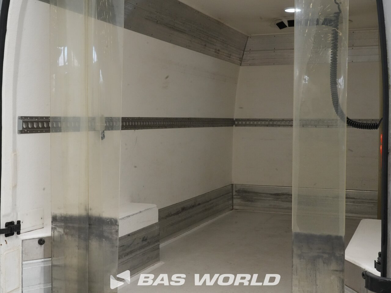 Other : Opel Movano 140PK Furgón frigorífico cerrado