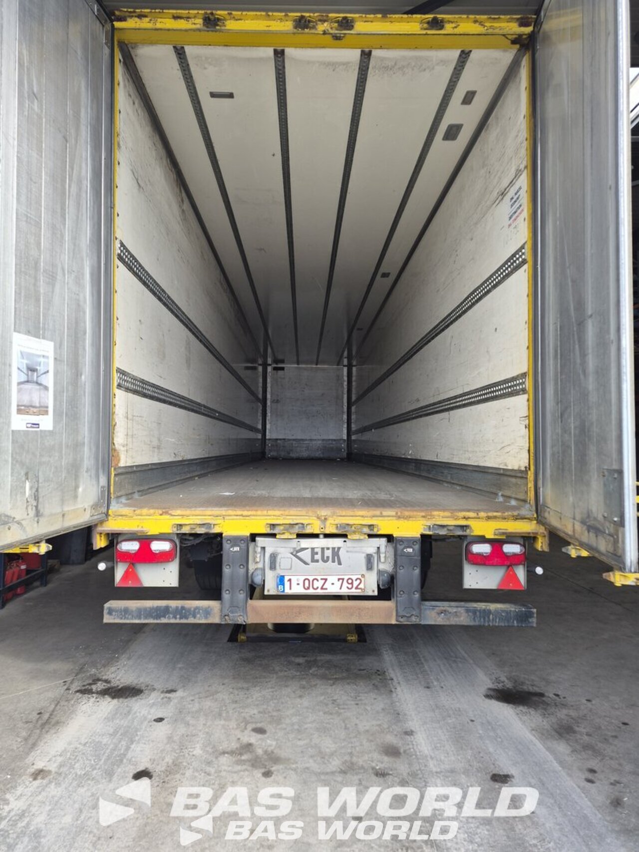 Other : Van Eck DT Closed Box semi trailer