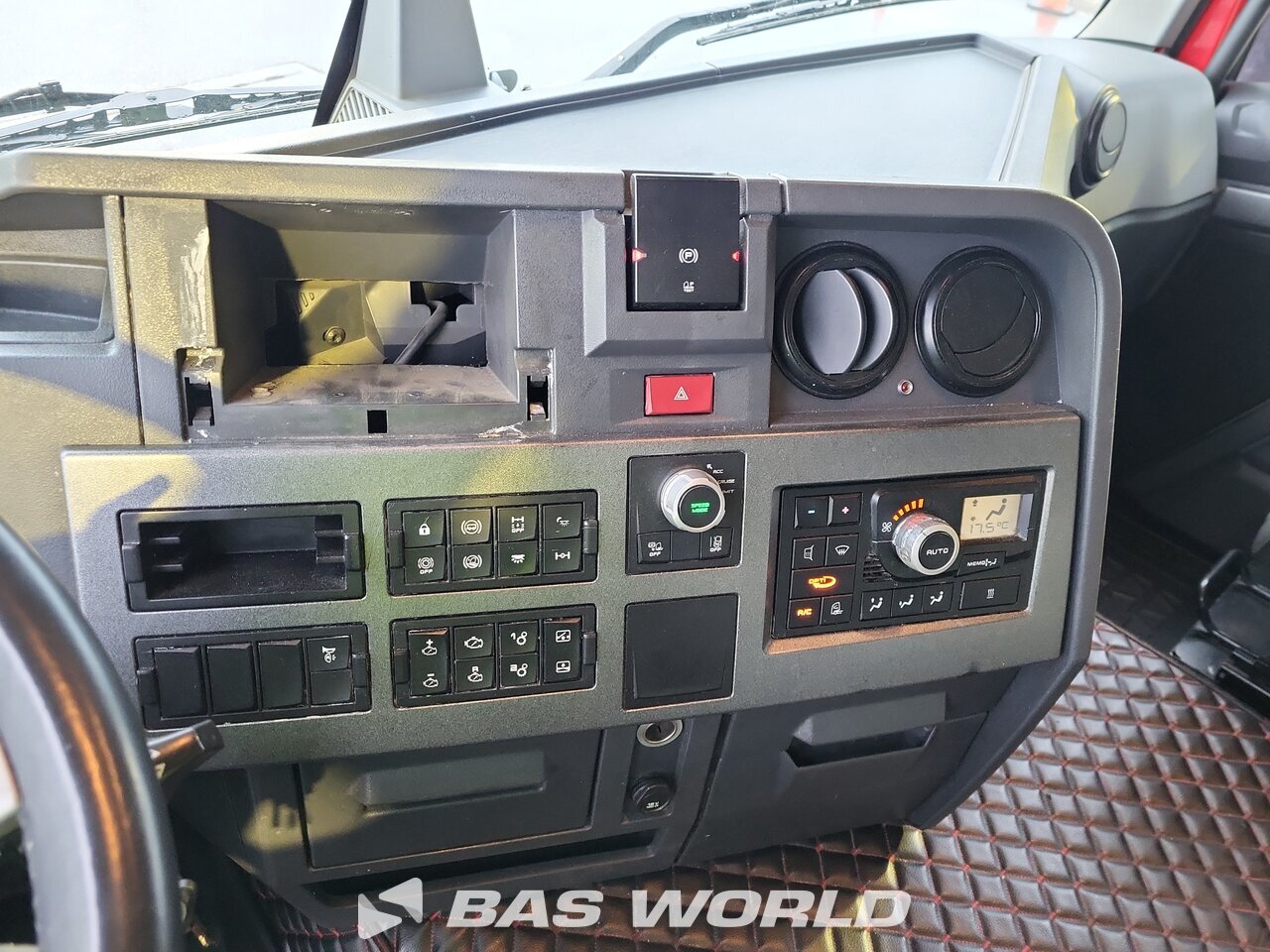 Other : Renault T 460 tegljač