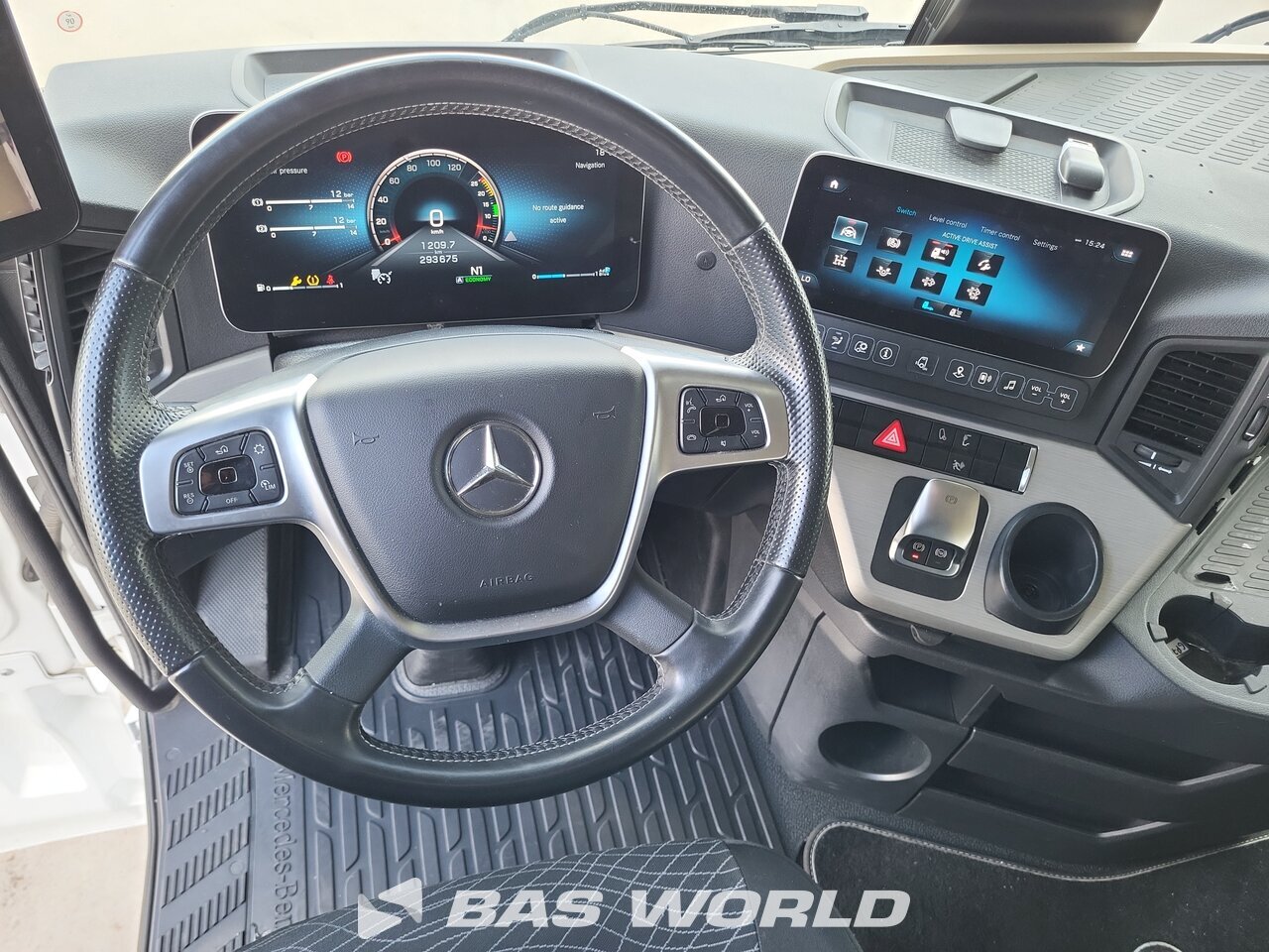 Other : Mercedes Actros 1853 وحدات الجر