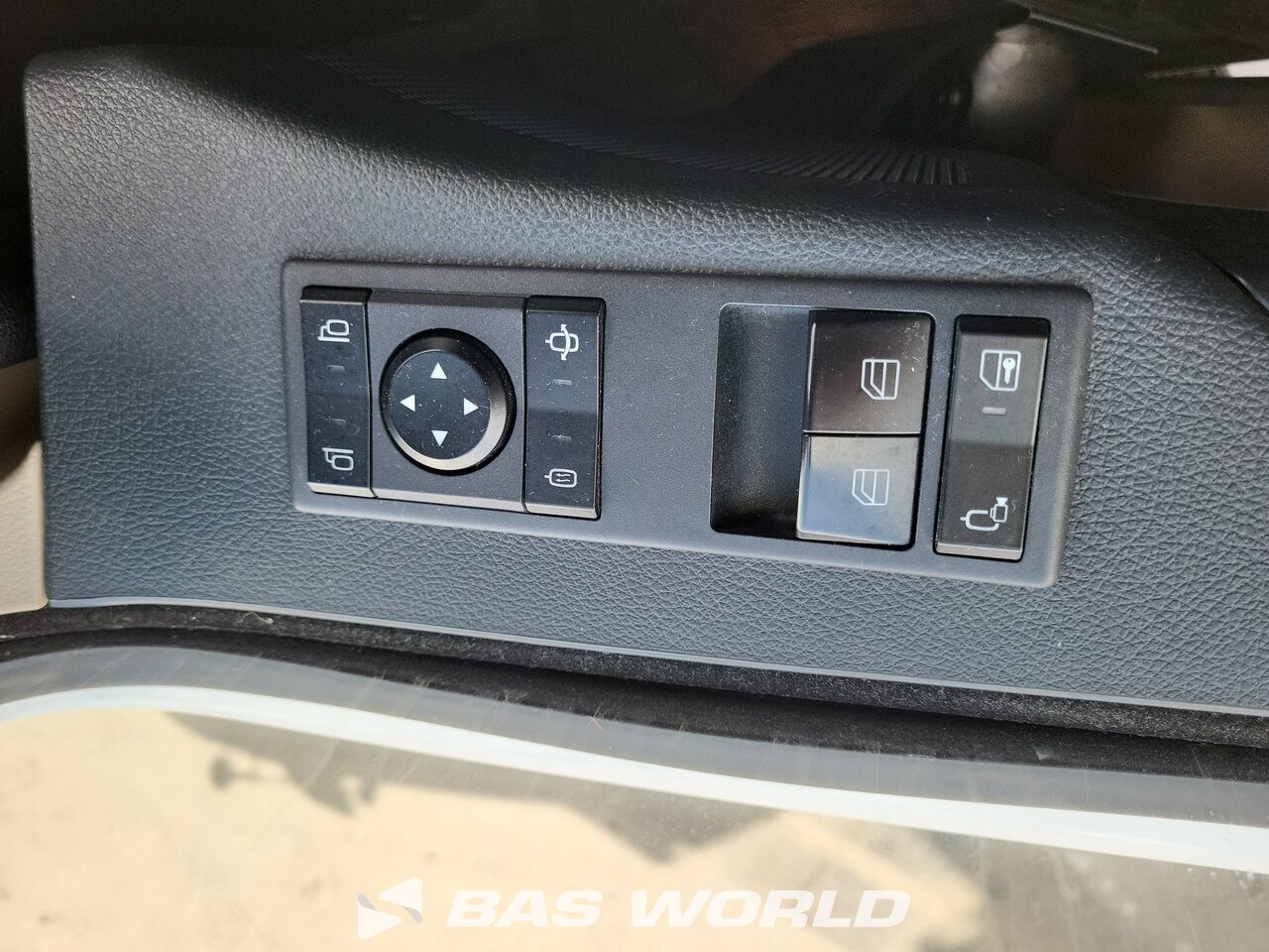 Other : Mercedes Actros 1853 وحدات الجر
