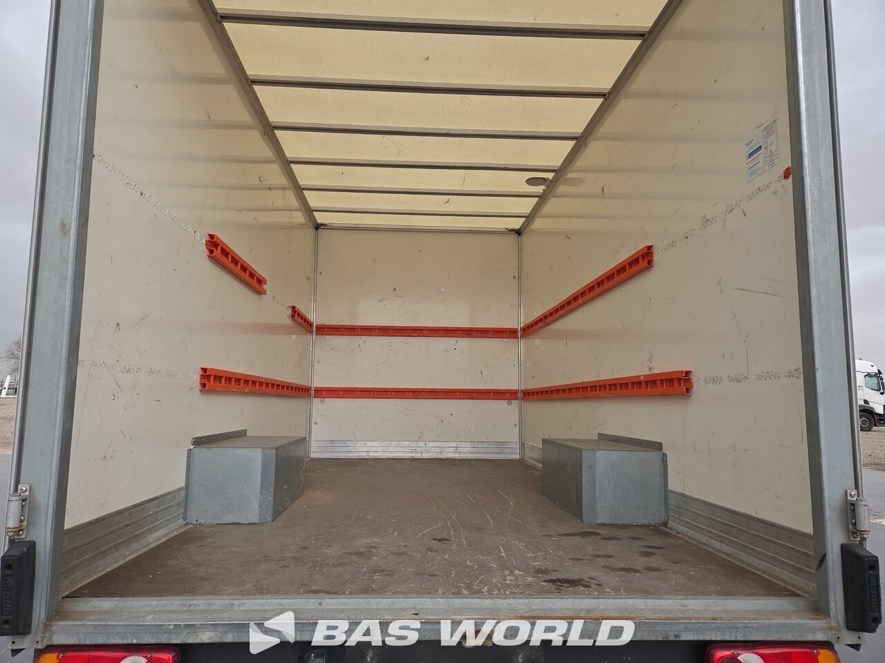 Other : Renault Master 145PK Box body