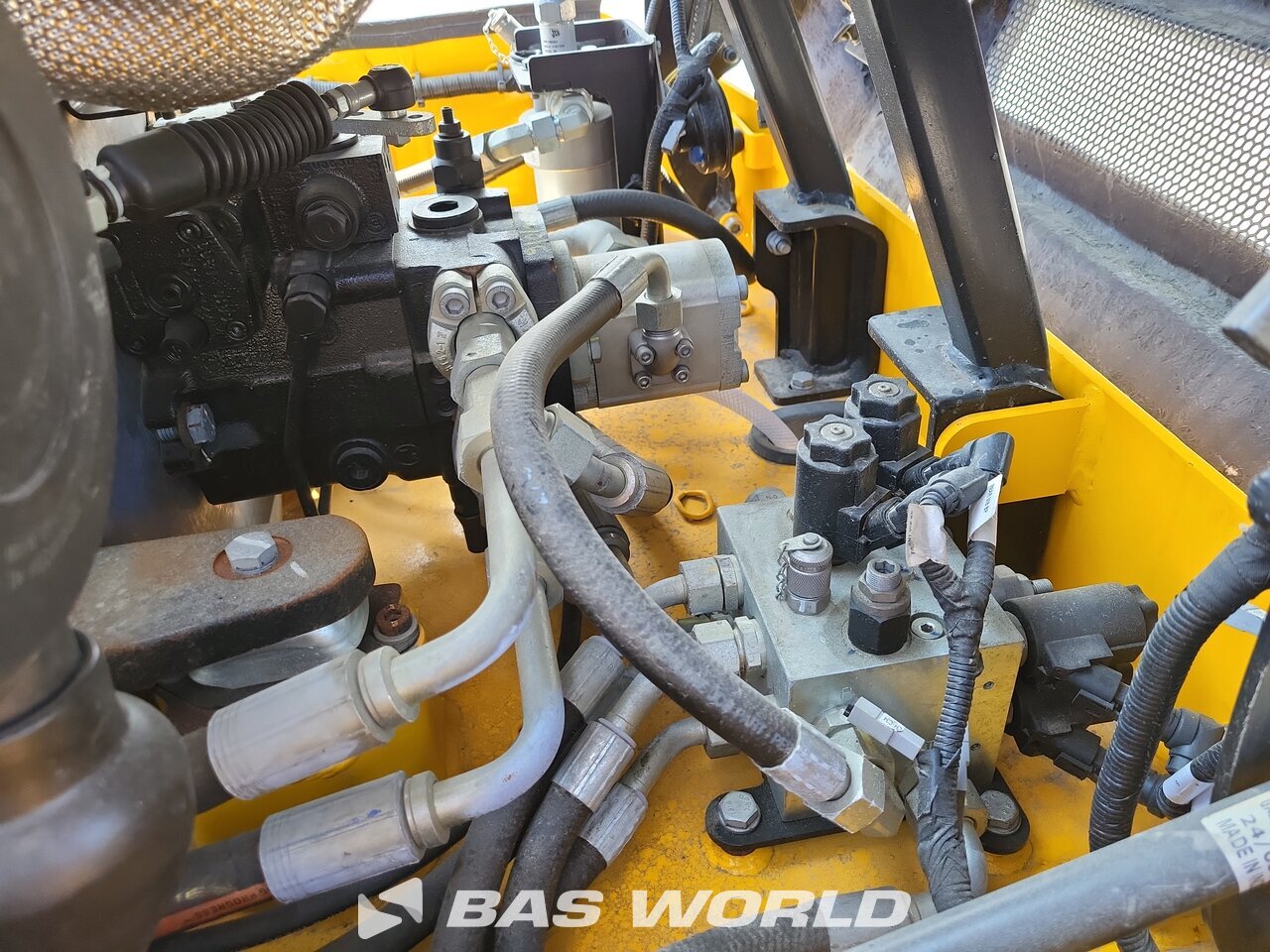 Other : JCB CT430-140 مدحلة ثنائية الاسطوانة