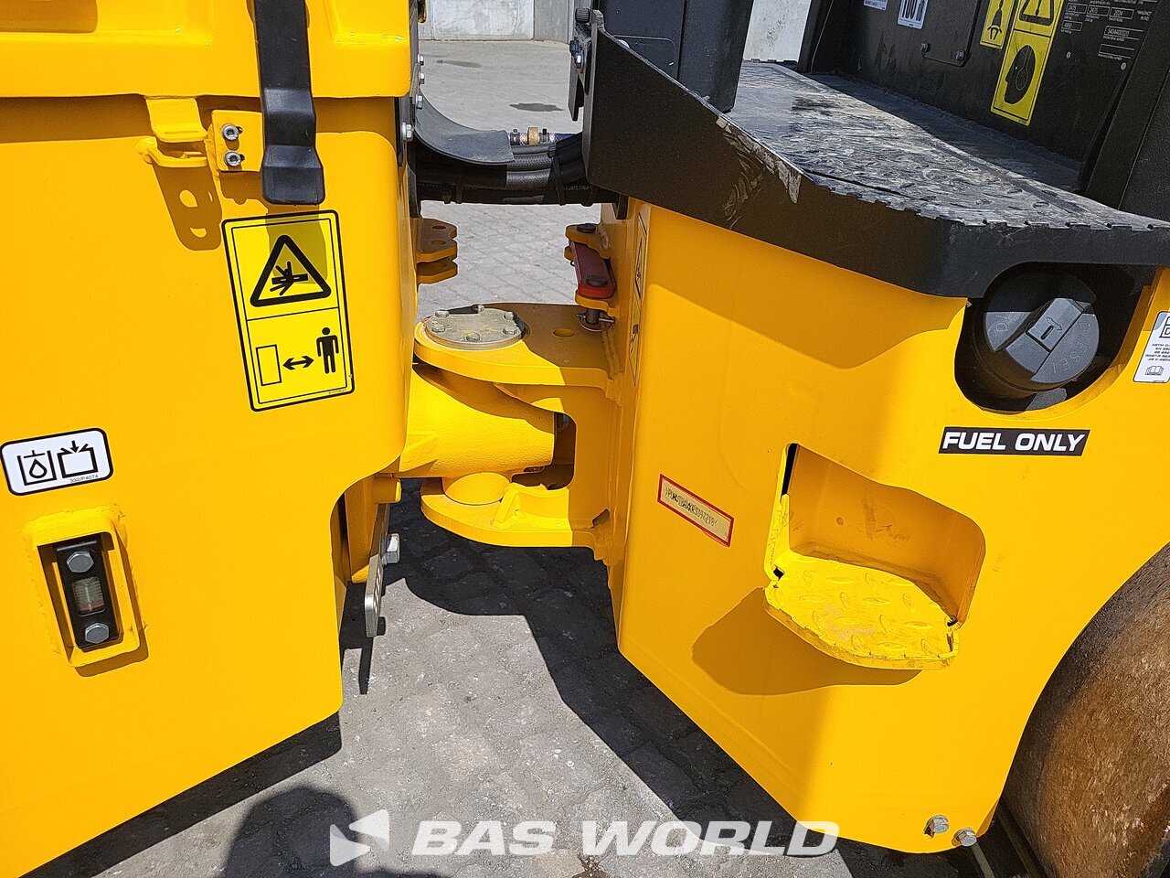 Other : JCB CT430-140 مدحلة ثنائية الاسطوانة