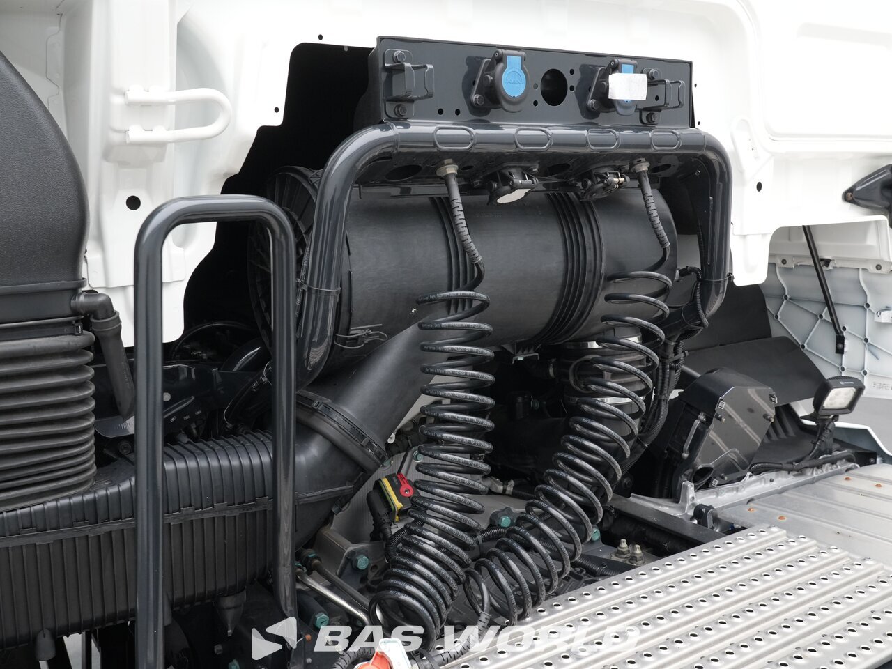 Other : MAN TGX 18.480 sattelzugmaschine