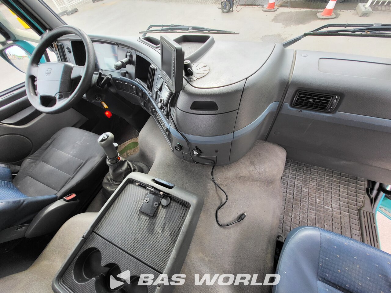 Other : Volvo FM 400 Avolavakuorma-auto
