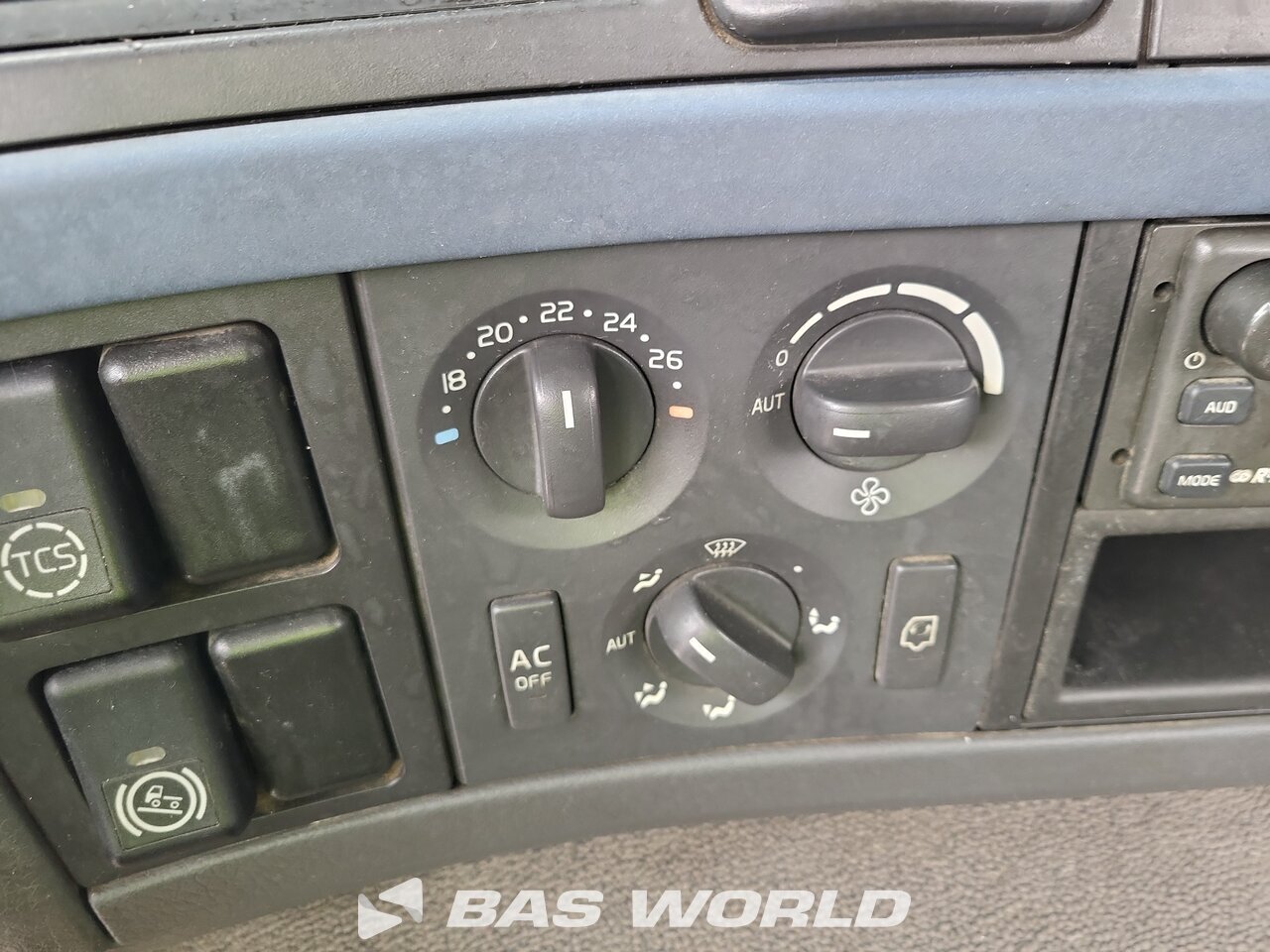 Other : Volvo FM 400 Avolavakuorma-auto