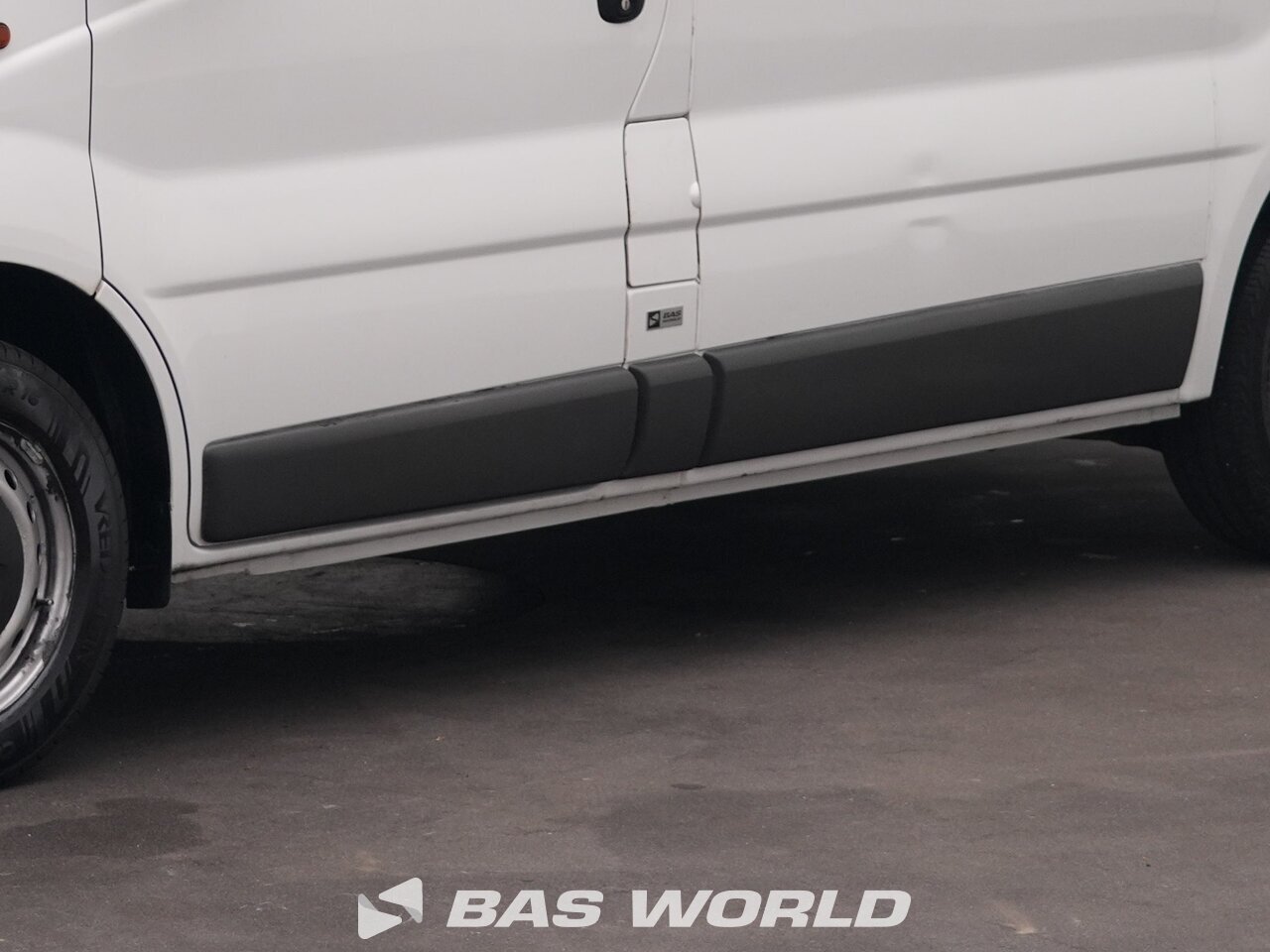 Other : Opel Vivaro 115PK شاحنة خفيفة بصندوق مغلق