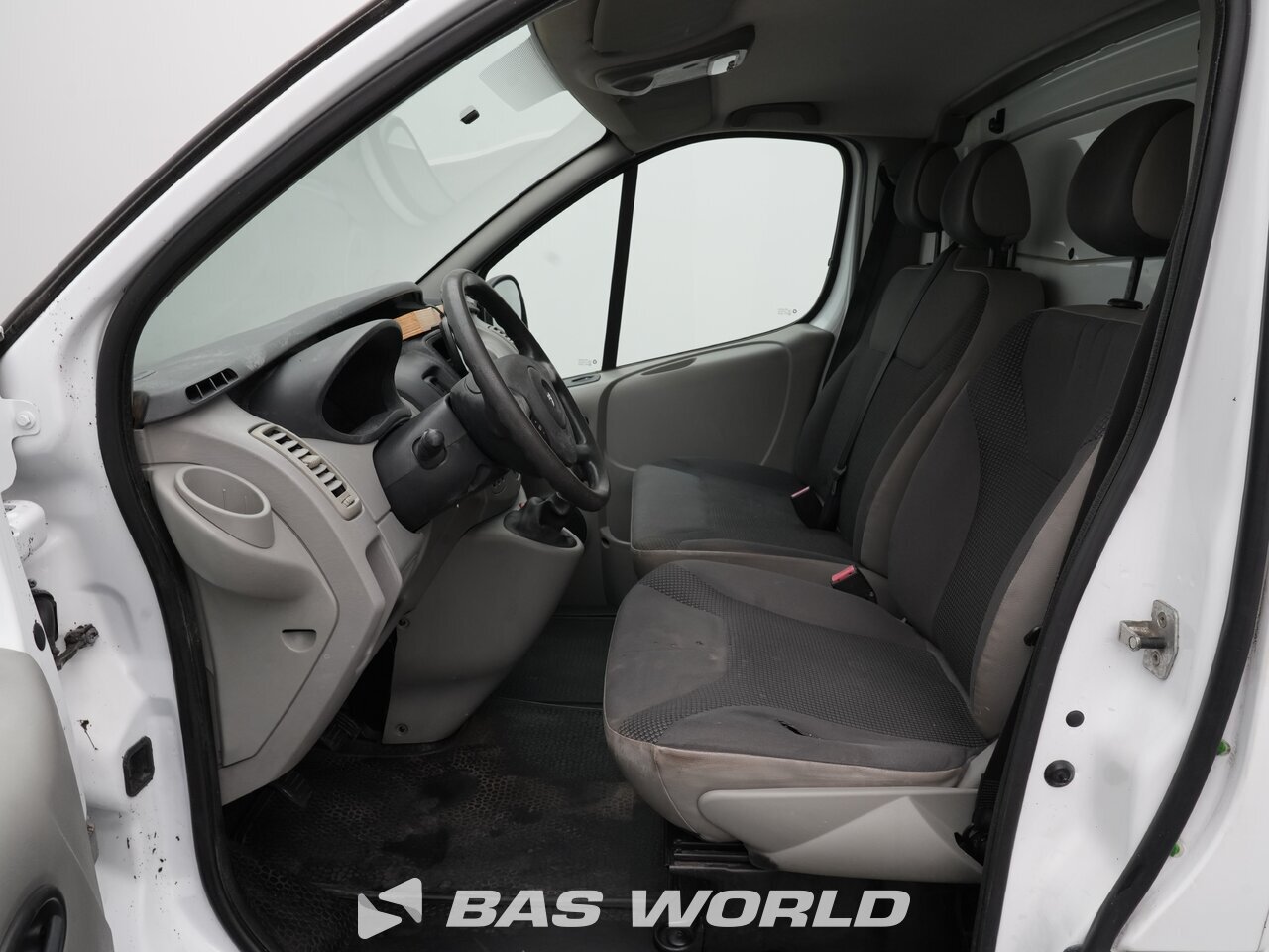 Other : Opel Vivaro 115PK شاحنة خفيفة بصندوق مغلق