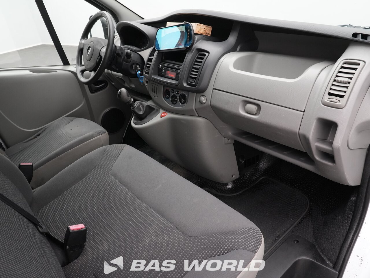 Other : Opel Vivaro 115PK شاحنة خفيفة بصندوق مغلق