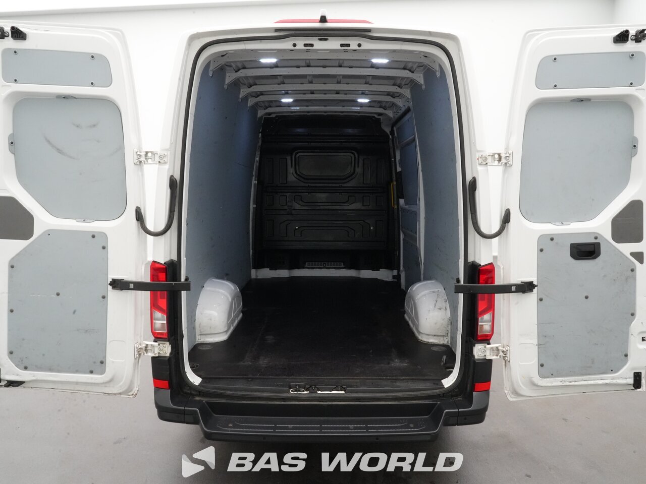 Other : Volkswagen Crafter 140pk Затворен ван