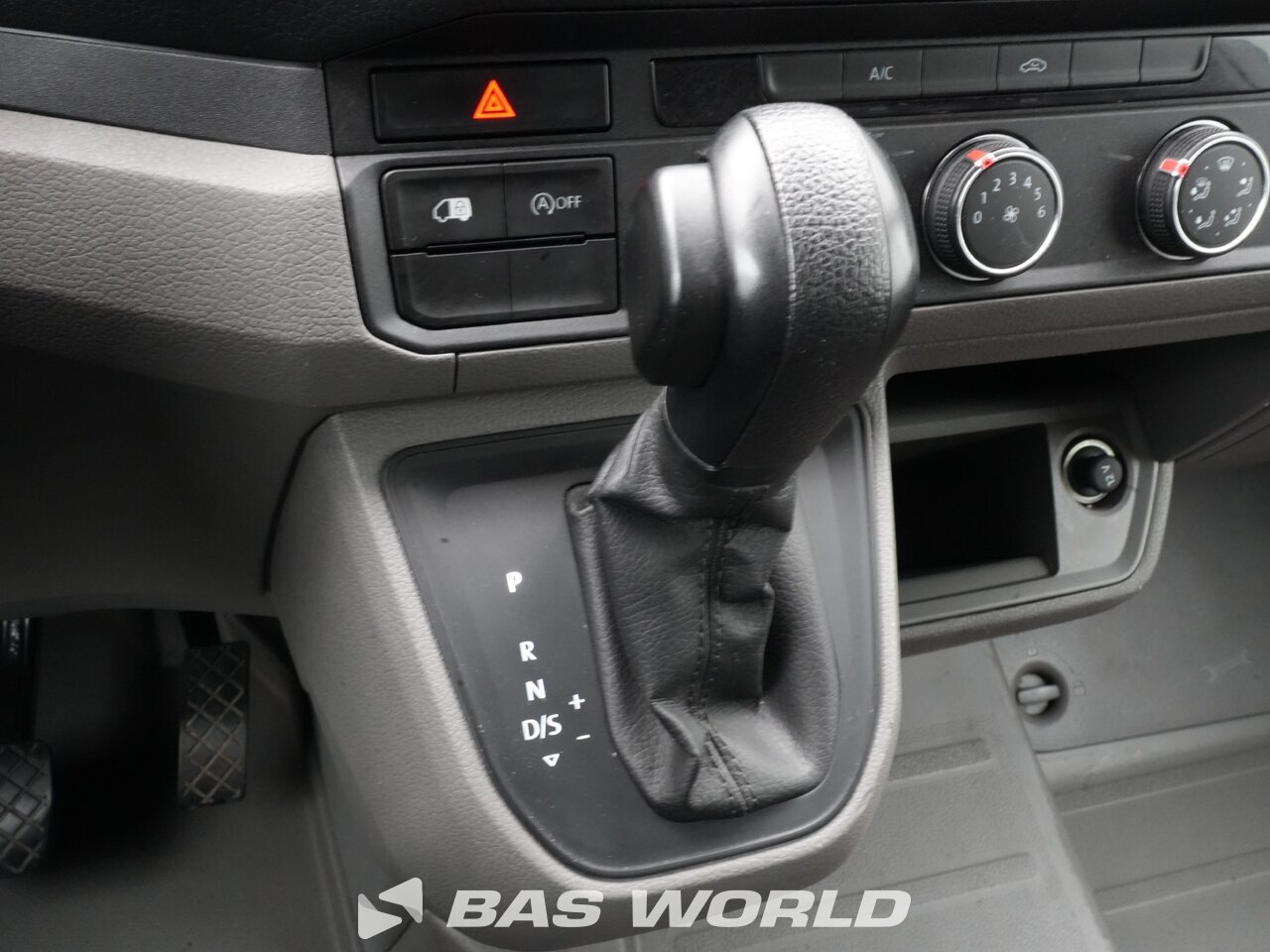 Other : Volkswagen Crafter 140pk Затворен ван