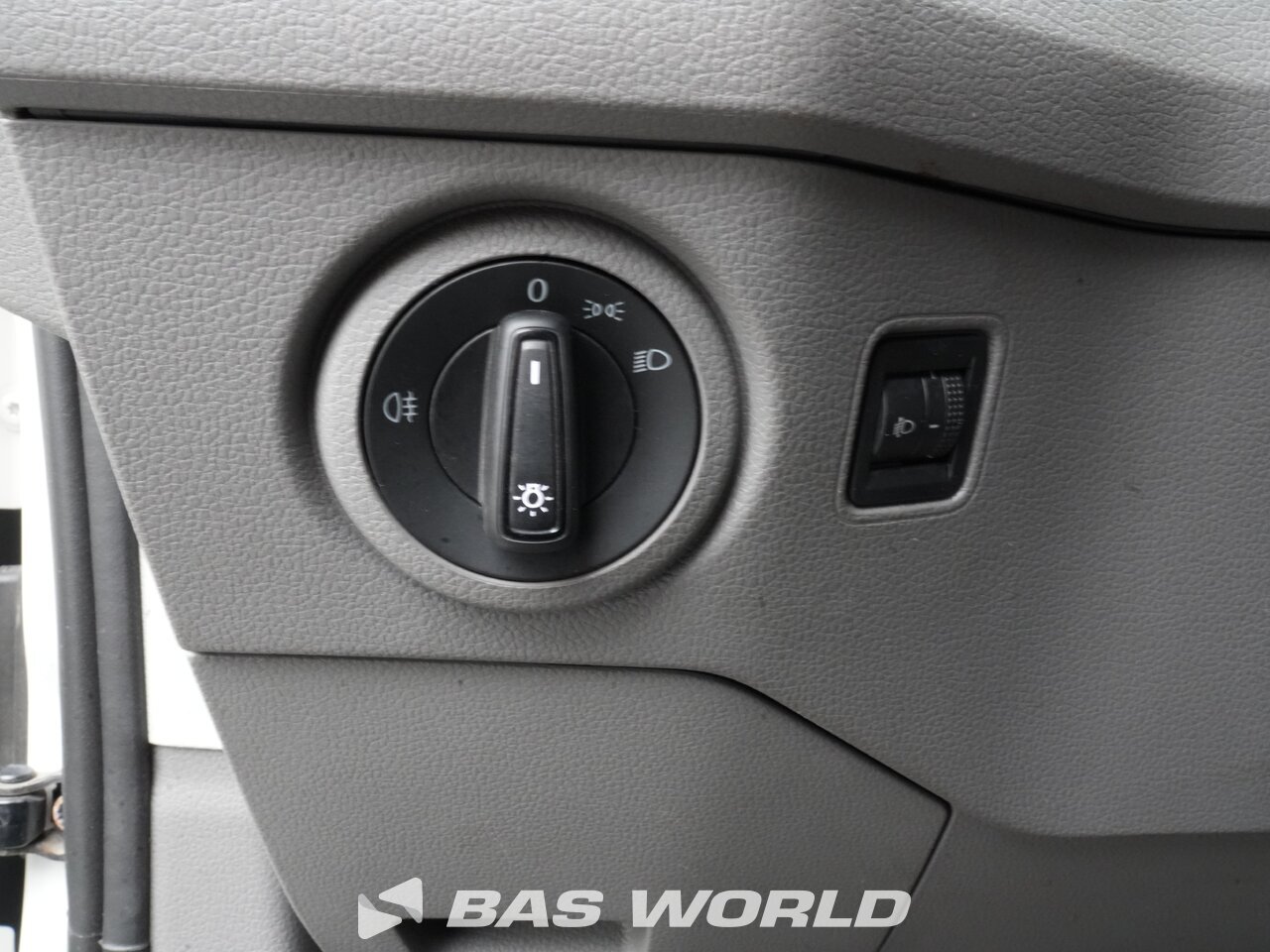 Other : Volkswagen Crafter 140pk Затворен ван