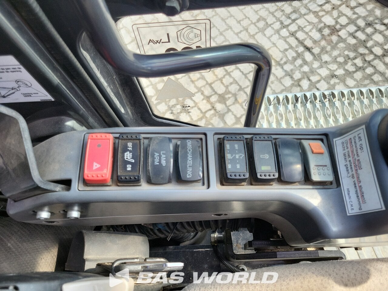 Other : Hitachi ZX140W -5B Wheeled excavator