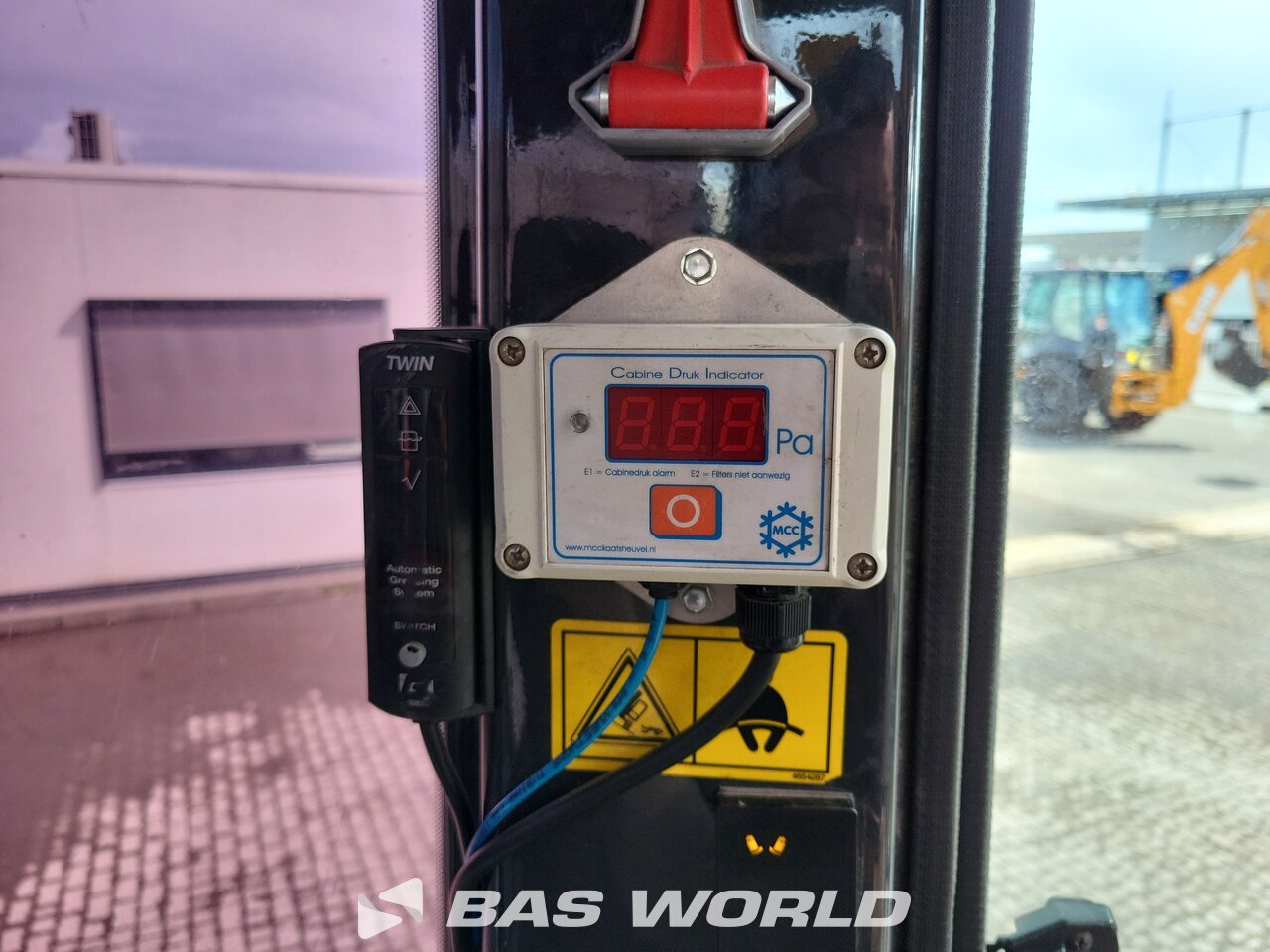 Other : Hitachi ZX140W -5B Wheeled excavator
