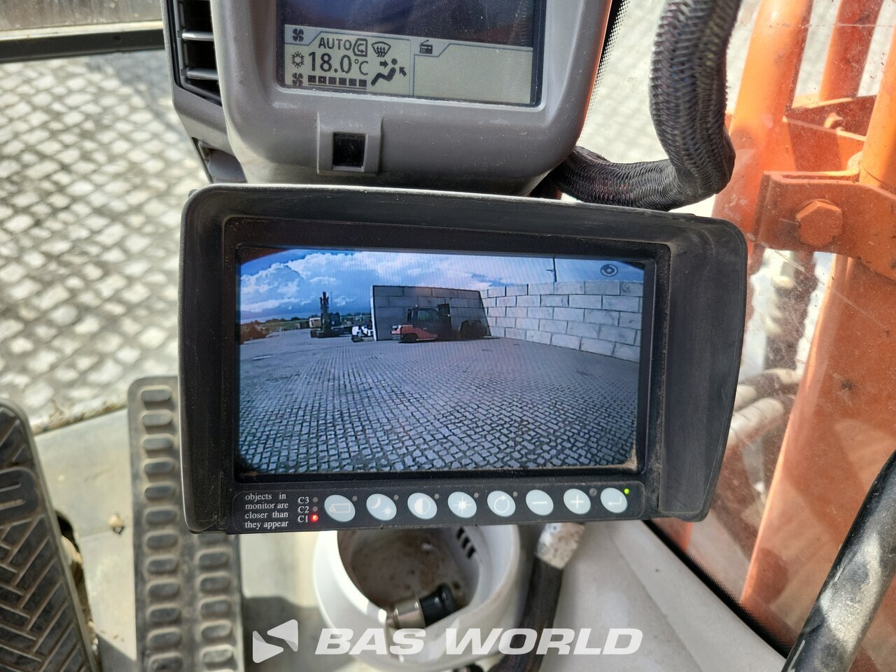 Other : Hitachi ZX140W -5B Wheeled excavator