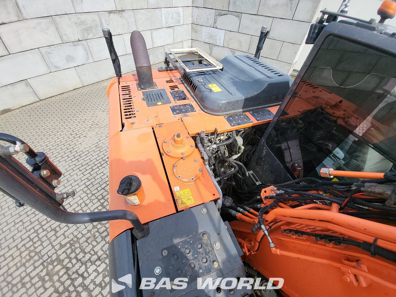 Other : Hitachi ZX140W -5B Wheeled excavator