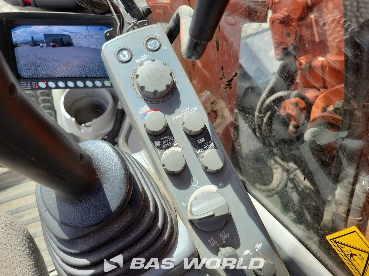 Other : Hitachi ZX140W -5B Wheeled excavator