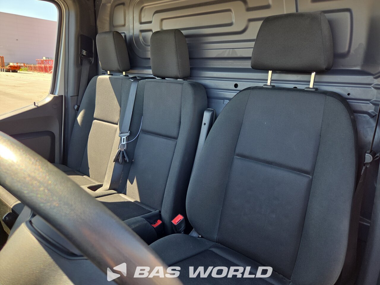 Other : Mercedes Sprinter 215 CDI закрыто