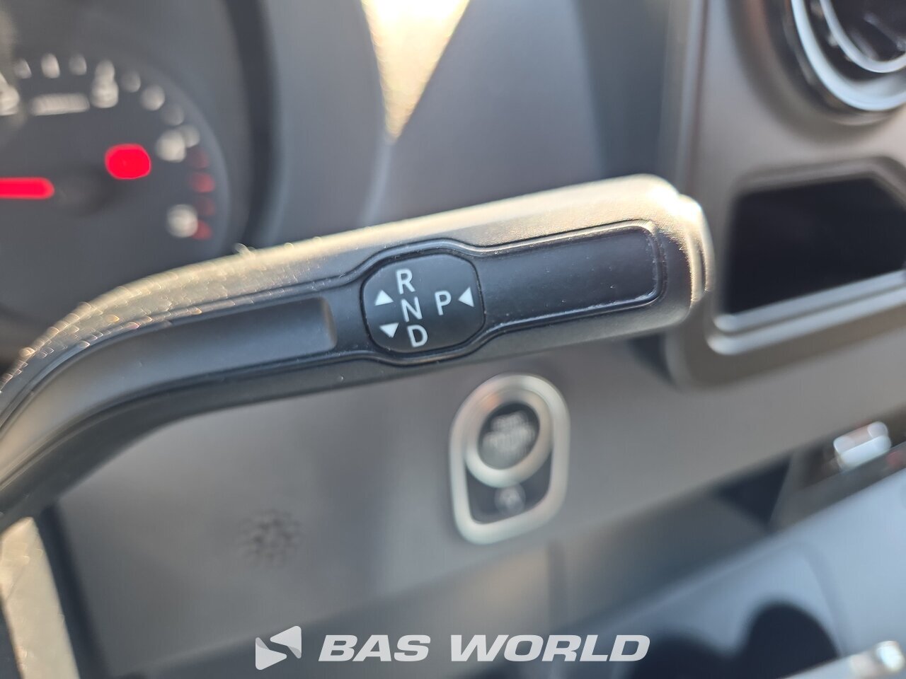 Other : Mercedes Sprinter 215 CDI закрыто