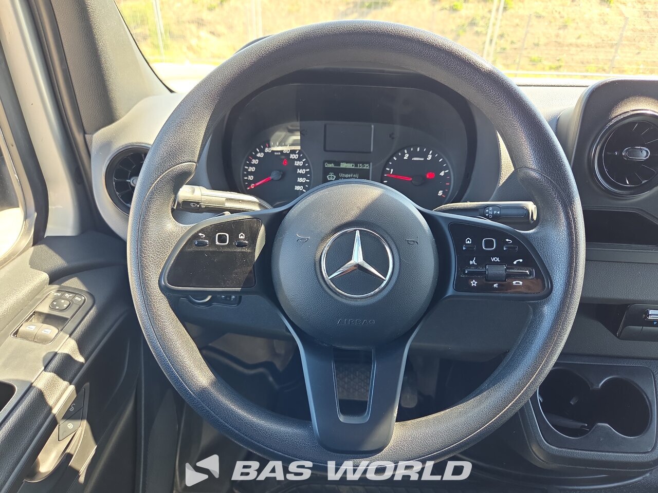 Other : Mercedes Sprinter 215 CDI закрыто