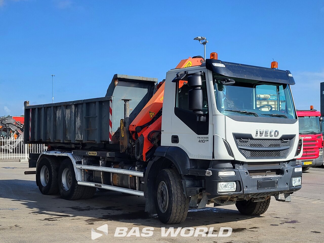 Other : Iveco EuroTrakker 410pk camión con gancho elevador
