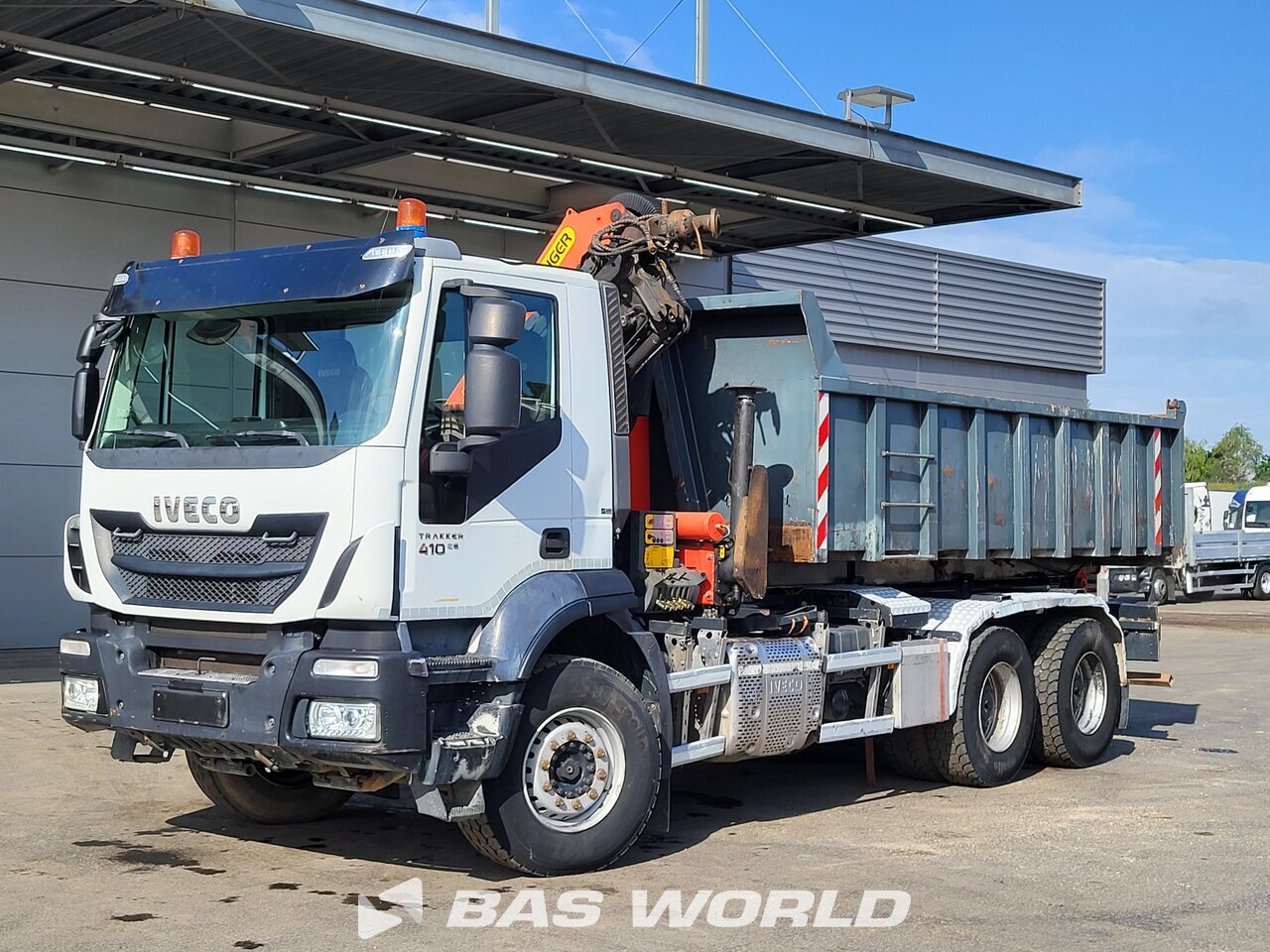 Other : Iveco EuroTrakker 410pk camión con gancho elevador