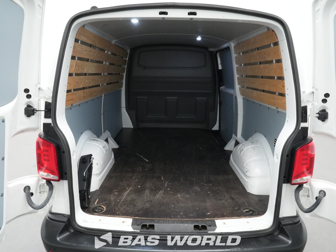 Other : Volkswagen Transporter 110pk Duba închisă
