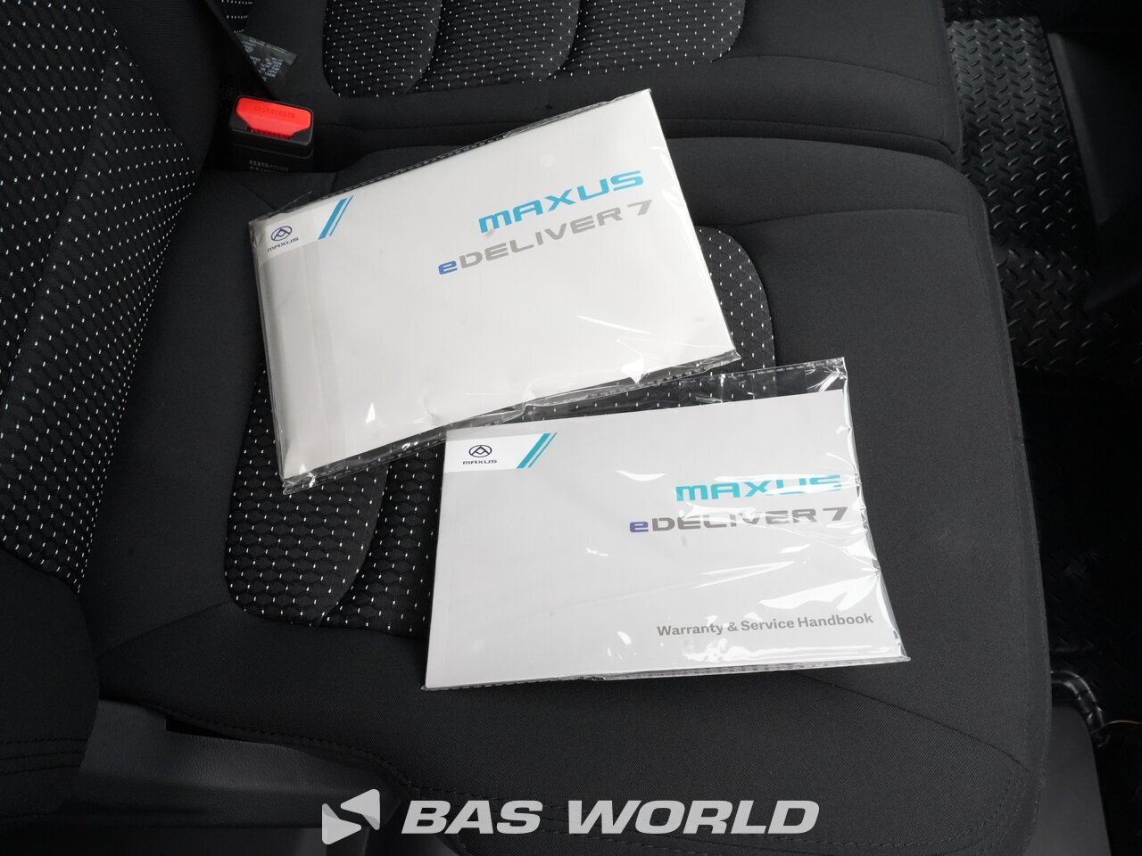Other : Maxus eDeliver 7 Затворен ван