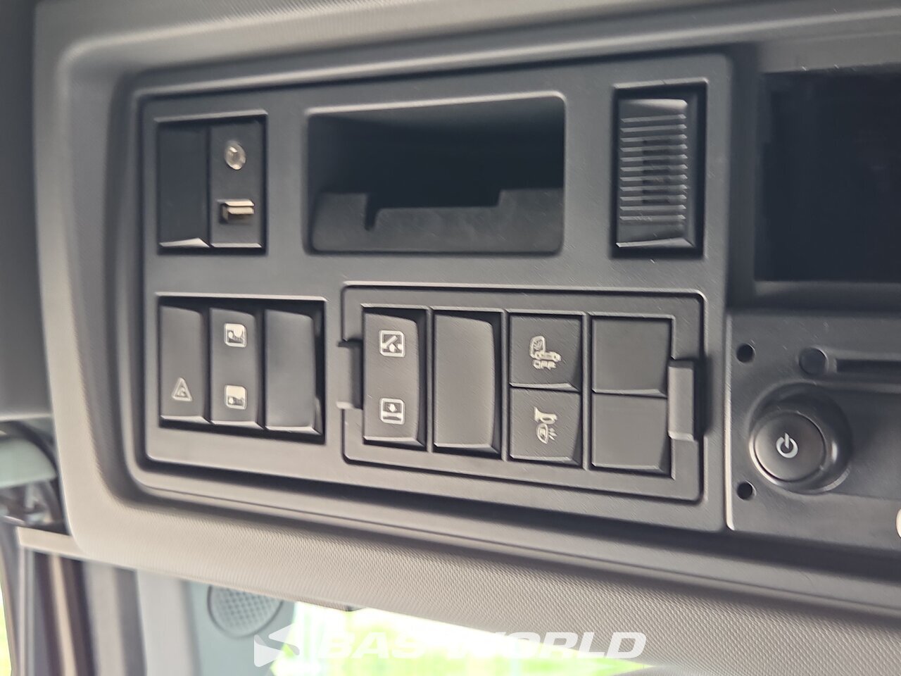 Other : Renault T 520 Vetopöytäauto