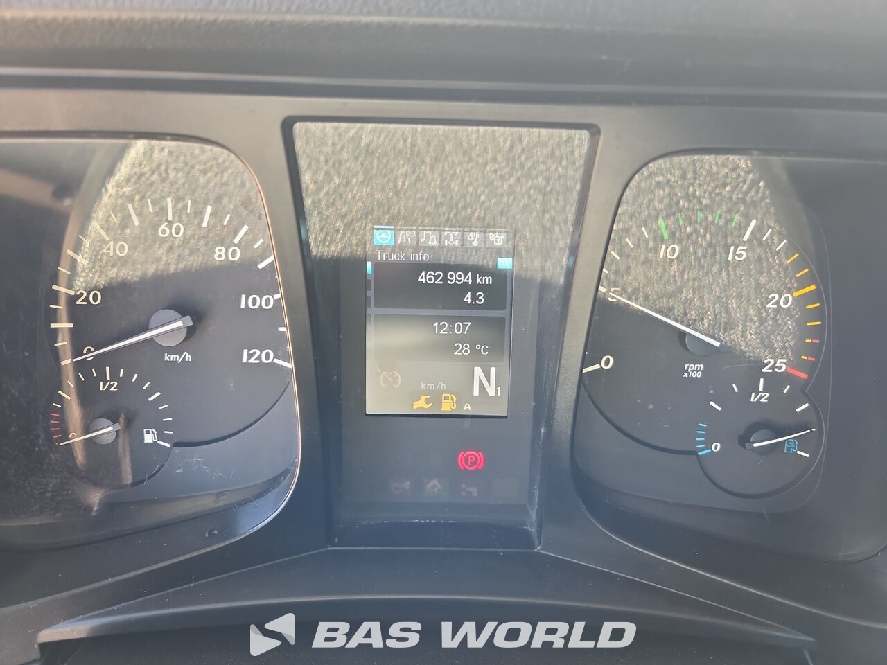 Other : Mercedes Antos 2545 Lastbil med kroklyft