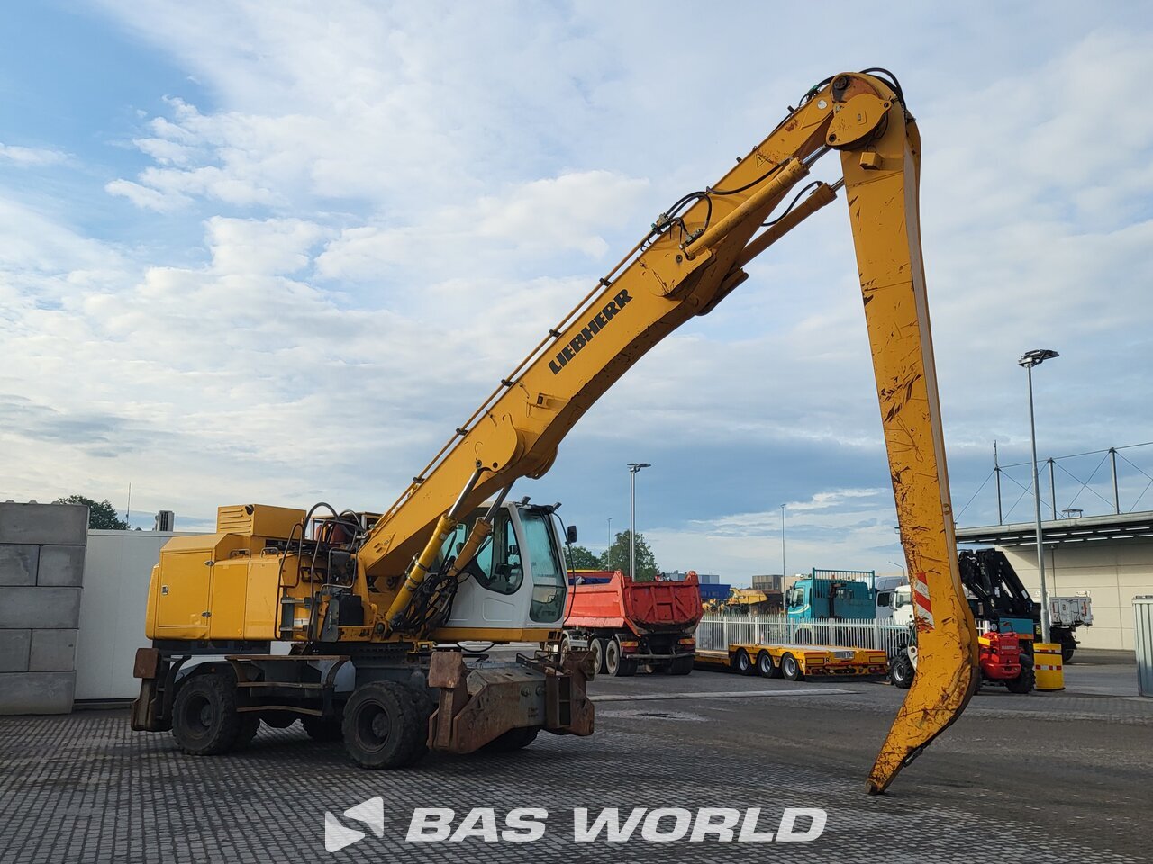 Other : Liebherr A934 مناولات المخلفات مناولات صناعية